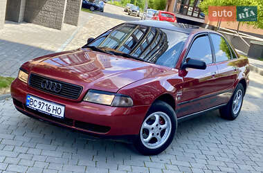Седан Audi A4 1996 в 