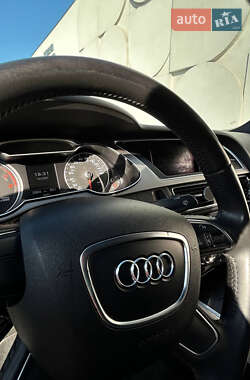 Седан Audi A4 2013 в 