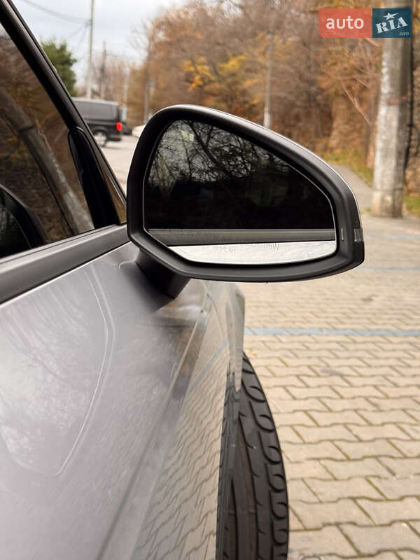 Седан Audi A4 2016 в Одессе