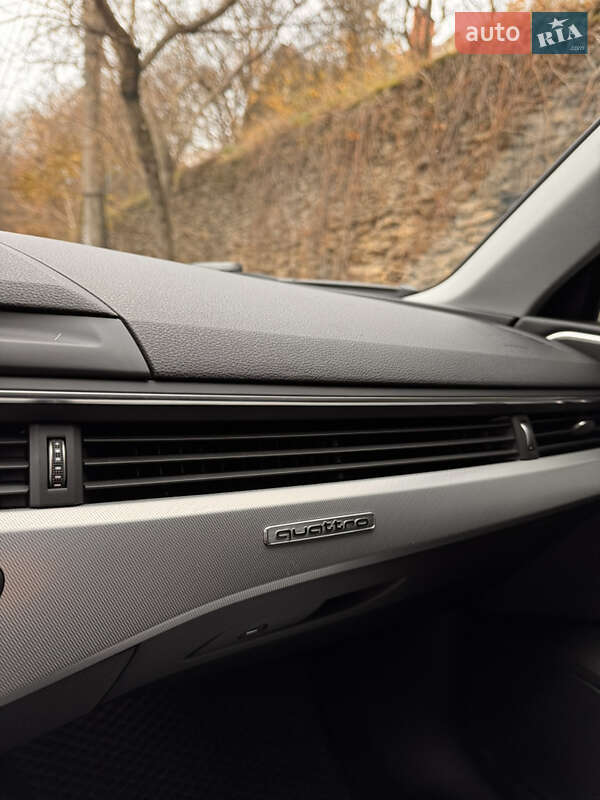 Седан Audi A4 2016 в Одессе