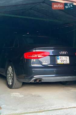 Седан Audi A4 2012 в 