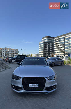 Седан Audi A4 2015 в 