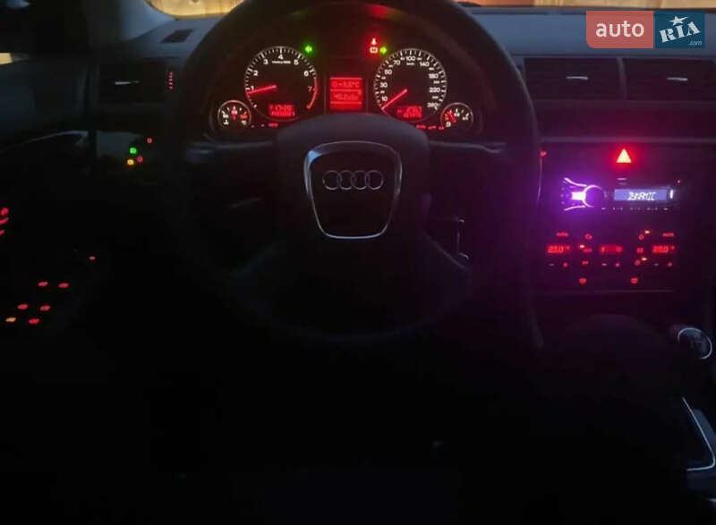 Седан Audi A4 2006 в Житомире