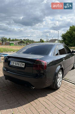 Седан Audi A4 2004 в 