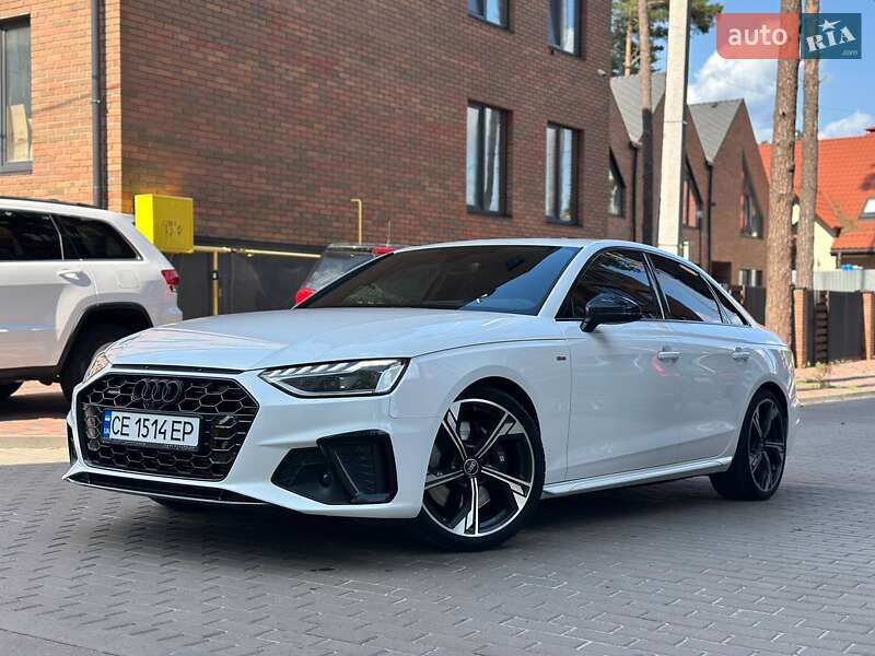 Седан Audi A4 2022 в Киеве