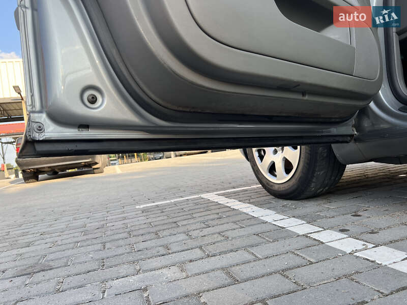 Седан Audi A4 2001 в Києві
