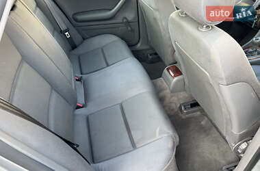 Седан Audi A4 2001 в 