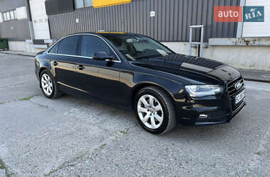Седан Audi A4 2013 в 