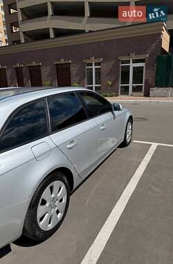 Универсал Audi A4 2013 в 