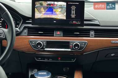 Седан Audi A4 2020 в 