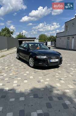 Седан Audi A4 2013 в Тульчині