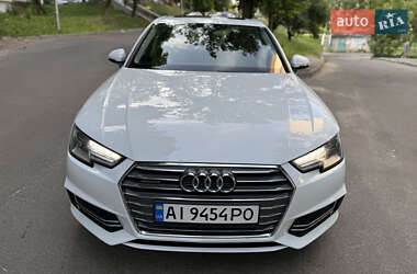 Седан Audi A4 2016 в Киеве