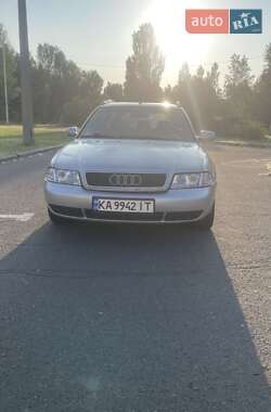 Универсал Audi A4 1998 в Киеве
