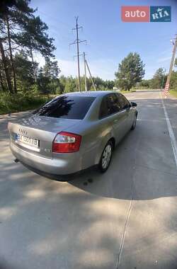 Седан Audi A4 2001 в 