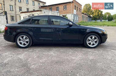 Седан Audi A4 2013 в 