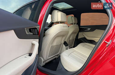 Седан Audi A4 2020 в 