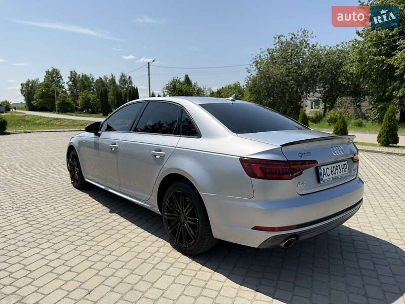Седан Audi A4 2018 в Луцке