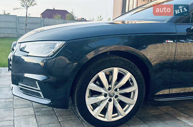Седан Audi A4 2018 в 