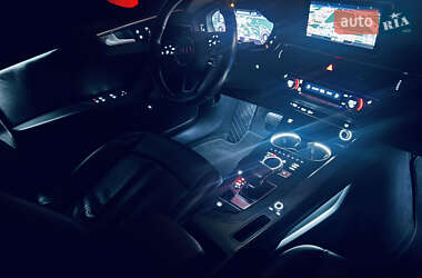 Седан Audi A4 2018 в 