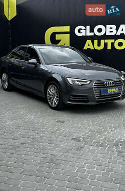 Седан Audi A4 2018 в 