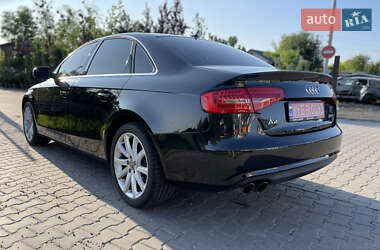 Седан Audi A4 2013 в 