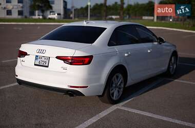 Седан Audi A4 2017 в 