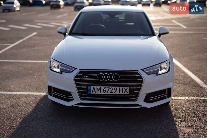 Audi A4 2017