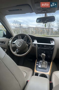Седан Audi A4 2009 в 