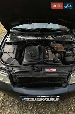Универсал Audi A4 1999 в Золотоноше