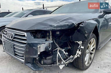 Седан Audi A4 2017 в 