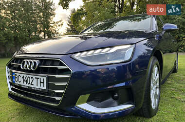 Седан Audi A4 2021 в 