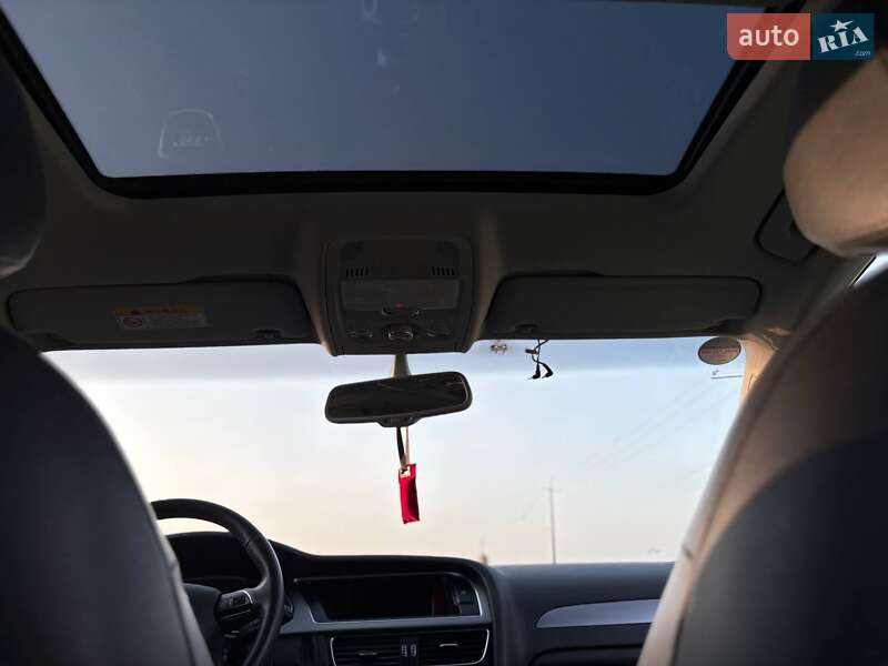 Седан Audi A4 2014 в Житомире