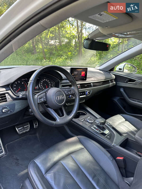 Седан Audi A4 2019 в Белогородке