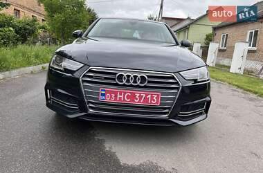 Седан Audi A4 2018 в 