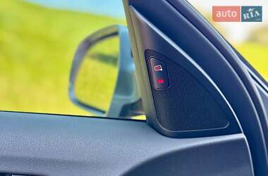 Седан Audi A4 2014 в 