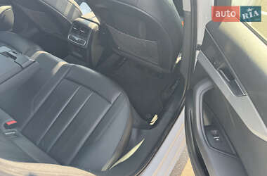 Седан Audi A4 2016 в 