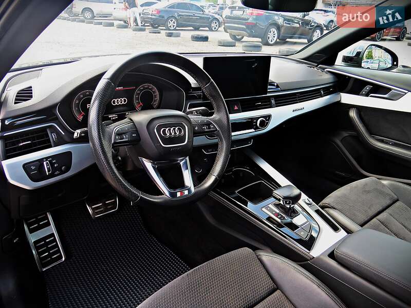 Седан Audi A4 2021 в Черкассах