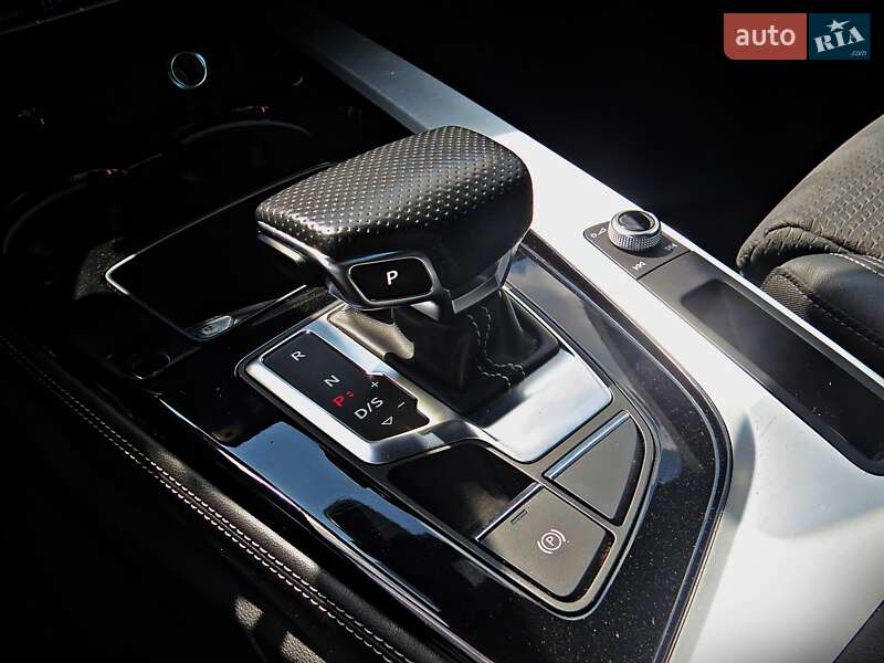 Седан Audi A4 2021 в Черкассах