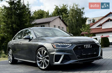 Седан Audi A4 2021 в Львове