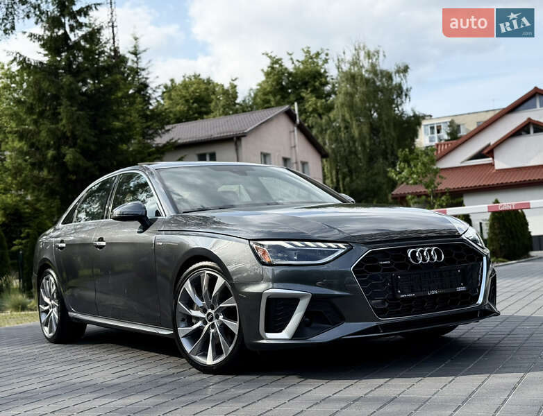 Audi A4 2021