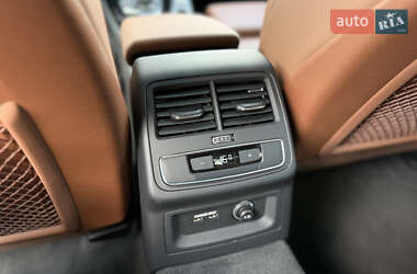 Седан Audi A4 2021 в 