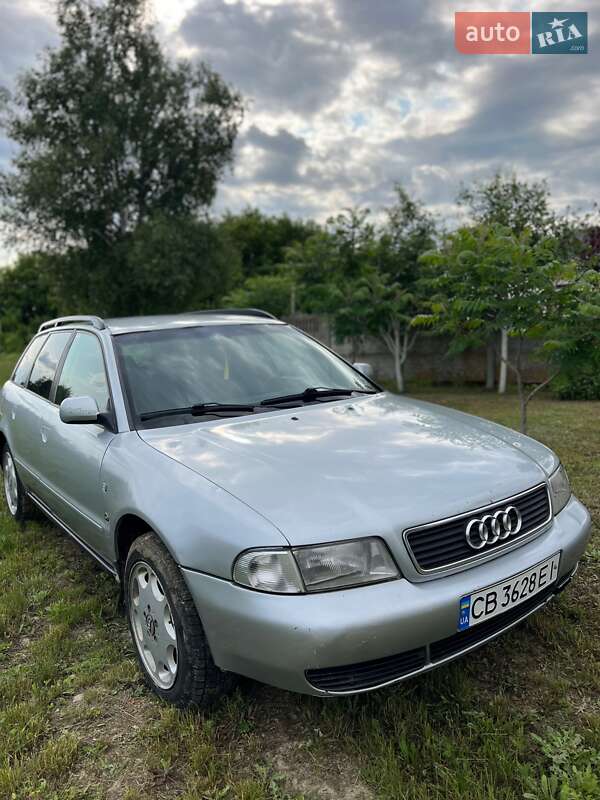 Универсал Audi A4 1997 в 