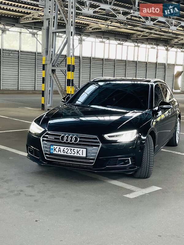 Универсал Audi A4 2018 в 