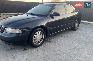 Седан Audi A4 1996 в 