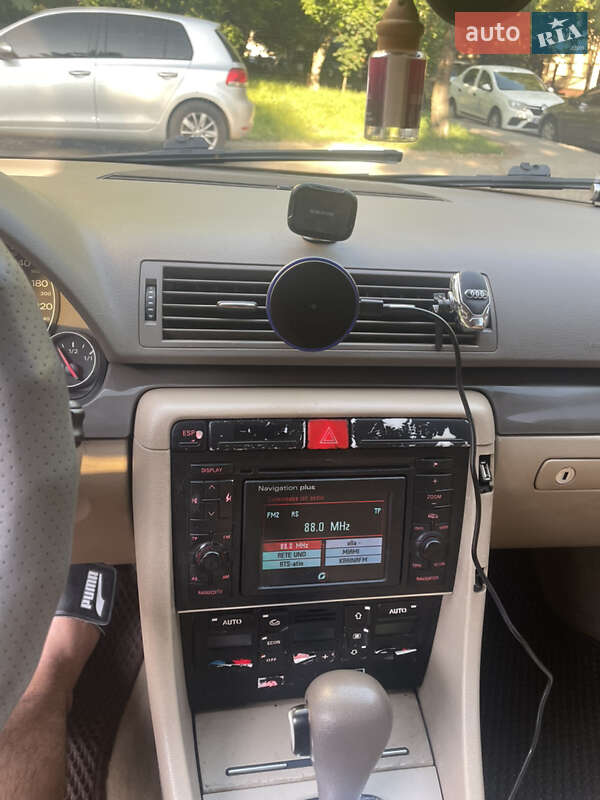 Универсал Audi A4 2002 в Виннице