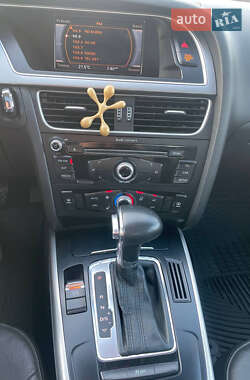 Седан Audi A4 2013 в 