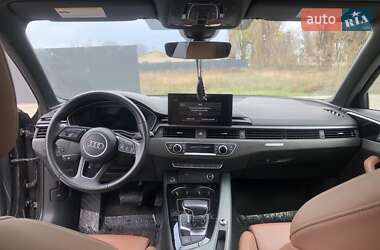 Седан Audi A4 2022 в 