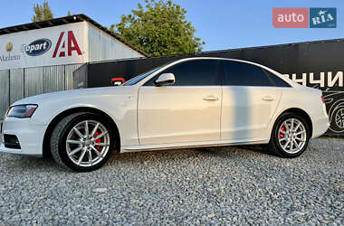 Седан Audi A4 2014 в 