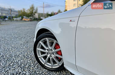 Седан Audi A4 2014 в 