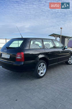 Универсал Audi A4 2000 в 